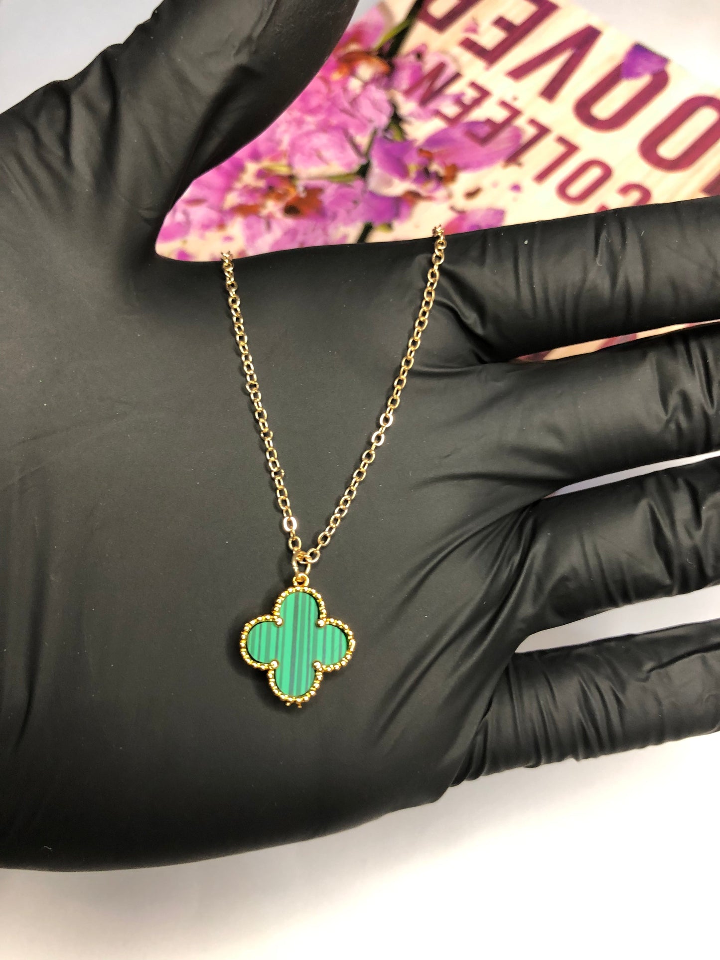 Elegant Clover Necklace – Timeless and Charming Necklace for Every Occasion