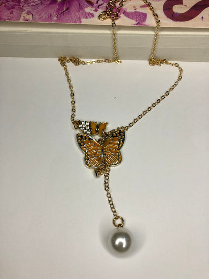 Orange Butterfly Chain Necklace – Vibrant and Elegant Necklace for a Bold Look