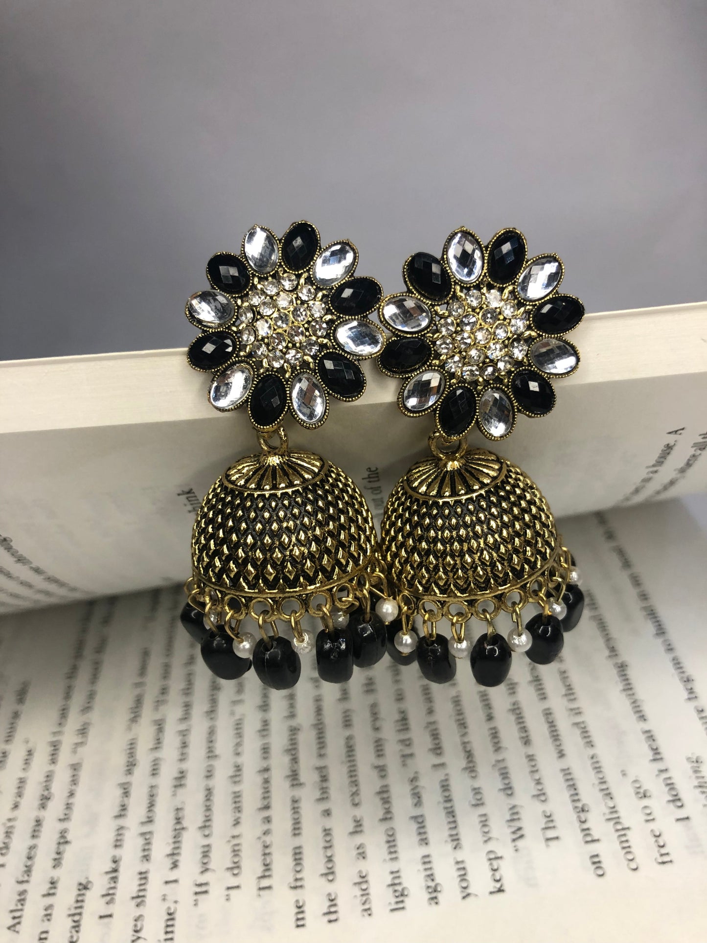 Elegant Traditional Black Jhumka Earrings – Timeless Earrings for Women