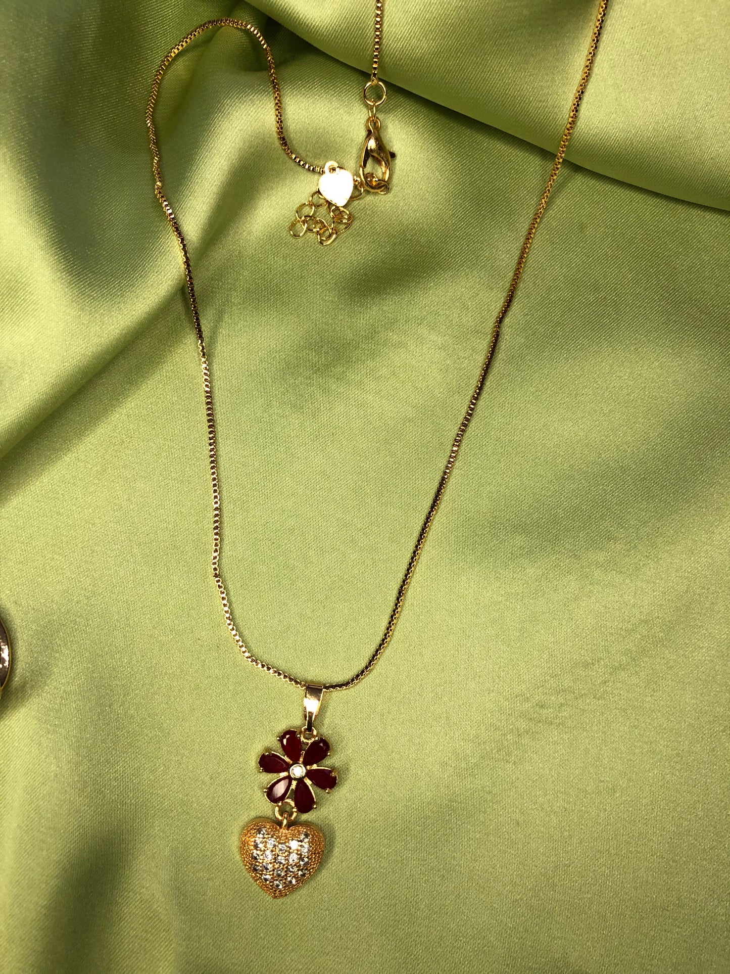 Hearts and Flowers Jewelry Set