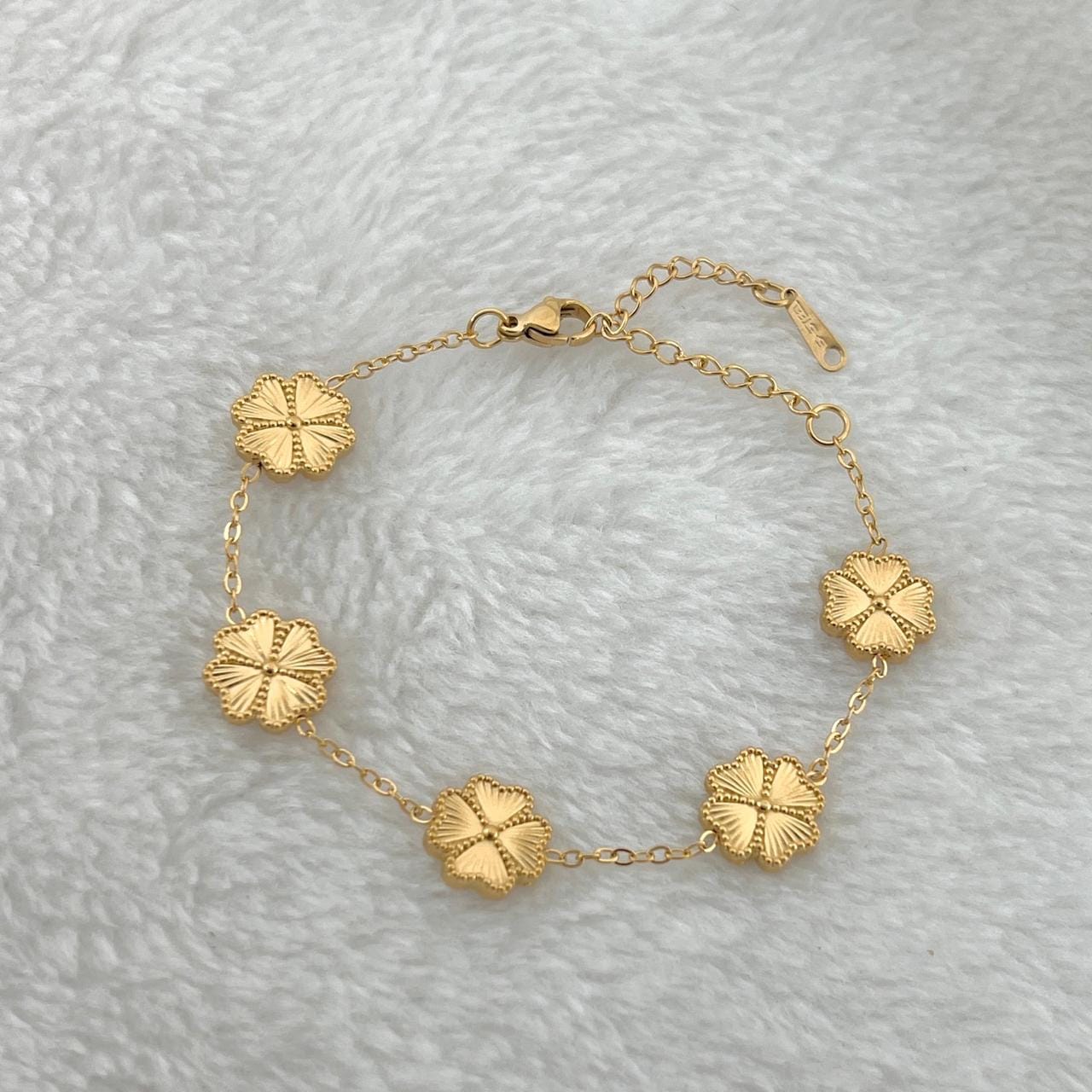 Golden Flowers Bracelet